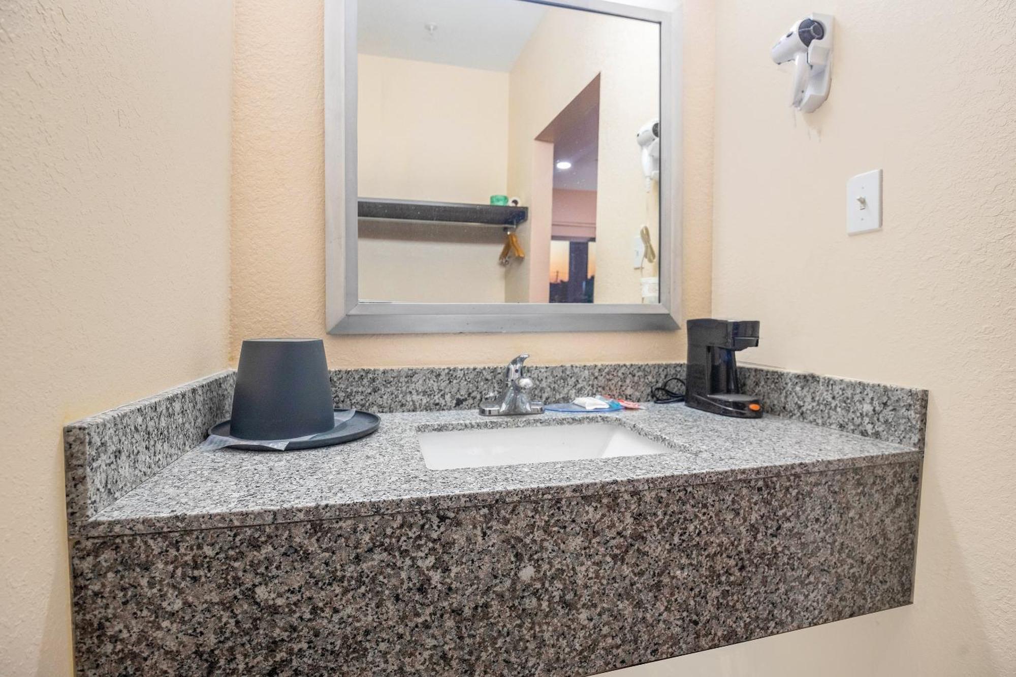 Oyo Hotel Adairsville Calhoun South I-75 Zewnętrze zdjęcie